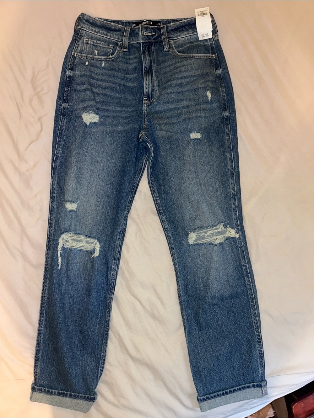 Hollister NWT Ultra High-Rise Mom Jeans 6R w28R medium indigo wash